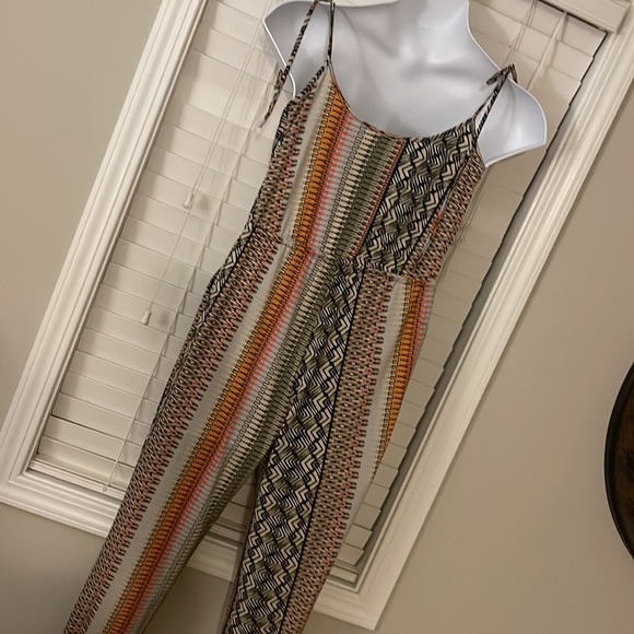 BGBGeneration Jumpsuit - Picture 6 of 6